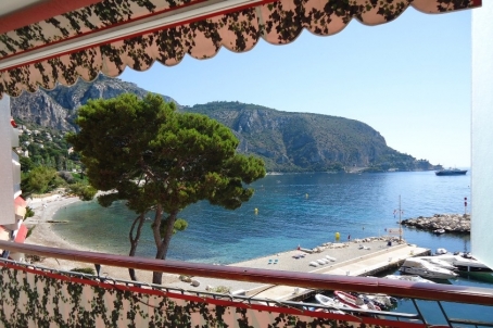 Magnifique appartement sur la plage d'Eze