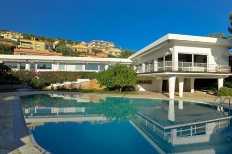 Villa à vendre à Villefranche-sur-Mer près de Californie