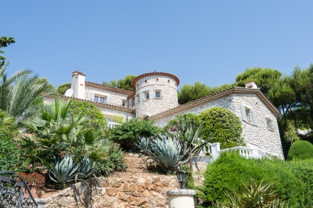 Villa à vendre - Saint Jean Cap Ferrat - vue panoramique sur la mer!