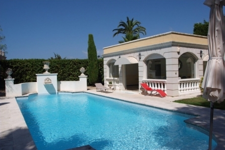 Appartement exclusif à vendre à Cannes avec vue panoramique sur la mer, 122m2, 3 chambres