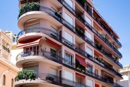 The apartment in Monaco in the bourgeois style, 160m2