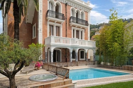 Venetian-style villa in Nice