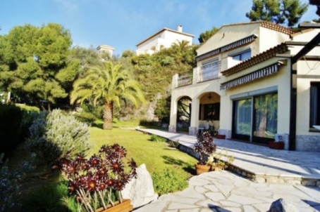 Vente de villa confortable au Cap Martin