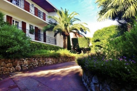 Luxury Villa in Cap Martin for sale