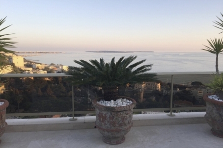 Vente superbe penthouse à Cannes