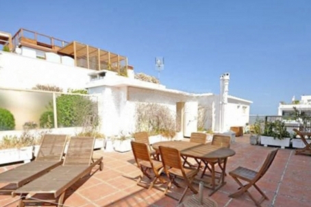 Apartment for sale in Cannes Palm Beach