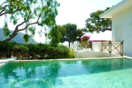 Sale of villas with panoramic sea views