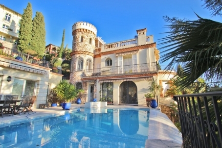 Manoir avec piscine à côté de Monaco - Location de vacances - RFC31690417VL