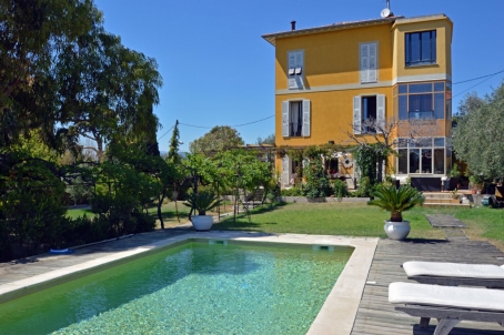 Provencal house on the heights of Villefranche - RFC31760417VV