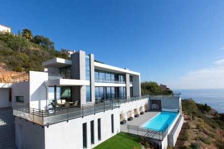Modern villa with sea view in Agay - RFC40931117VV