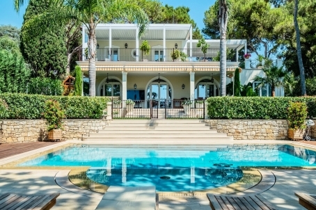 Magnifique villa de style provençal - RFC42300321VV