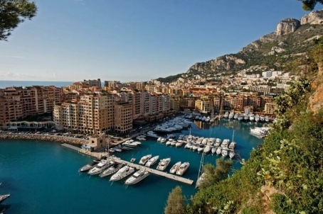 Apartment 101 m2 with private garden in Giorgione, Fontvieille - RFC43580522AL