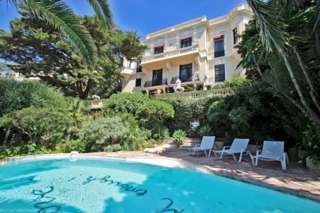 Villa 500 m2 in Belle Epoque style with access to the sea - RFC44450822VV
