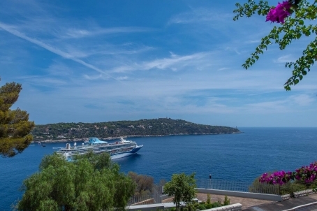 Villa 230 m2 with sea view, Basse Corniche - RFC44621022VV