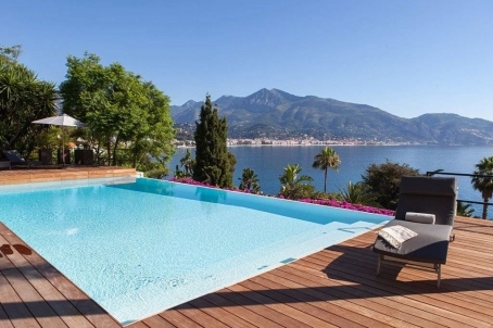 Villa 437 m2 with garden and swimming pool - RFC44861022VV