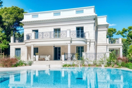 Villa 810 m2 avec parc et piscine - RFC44871022VV