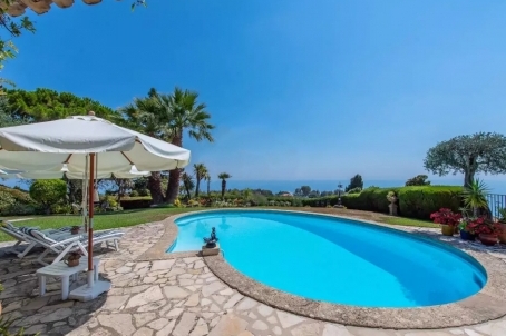 Villa 255 m2 with pool, Moyenne Corniche - RFC44230822VV