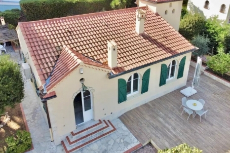 Villa 106 m2 avec cheminée, jardin et garage - RFC45420123VV