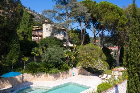 Rare villa 550 m2 avec piscine et vue mer - RFC47920823VV