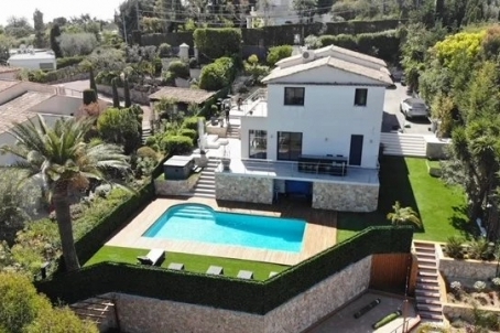 Villa moderne 225 m2 à Super Cannes - RFC50770125VV