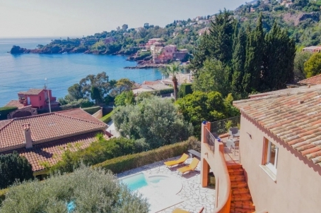 Villa 180 m2 with pool within walking distance from the beach - RFC51760425VV