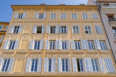 Appartement 136 m² à 100 mètres de la mer - RFC52740825AV