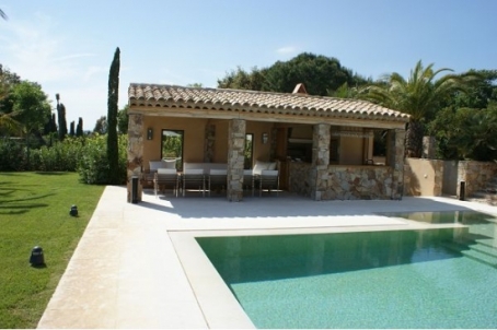 Villa for rent on the French Riviera in Saint Tropez, 400m2