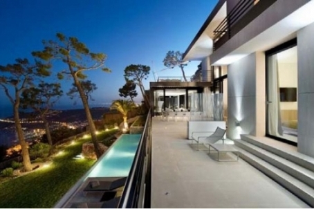 Magnifique villa de haut niveau près de Monaco