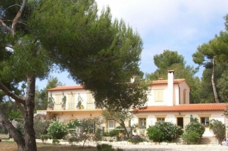 Interesting 17th century villa, recently completely renovated