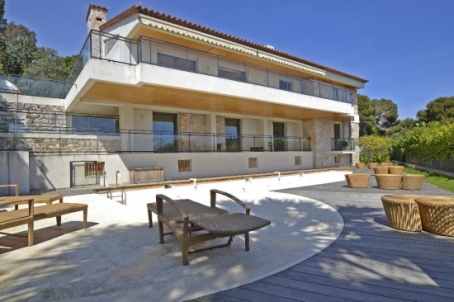 Lovely renovated villa in Cap Ferrat