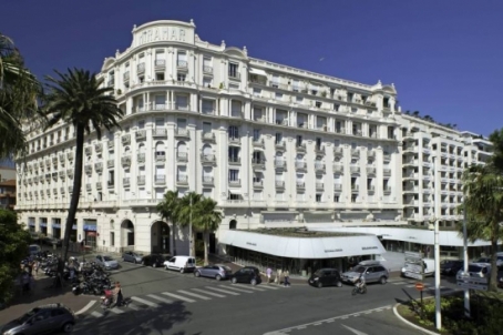 Apartments in Cannes on the Croisette Boulevard